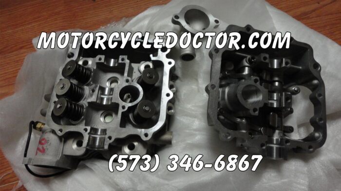 700 CYLINDER HEAD ASSY. CARB - Image 4